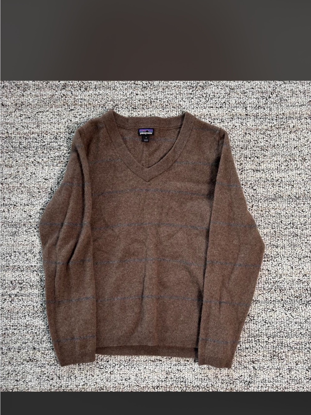Vintage Patagonia Women’s Brown V-Neck cashmere Sweater